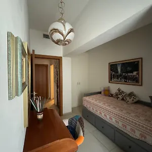 Casa. Grassi Apartamento